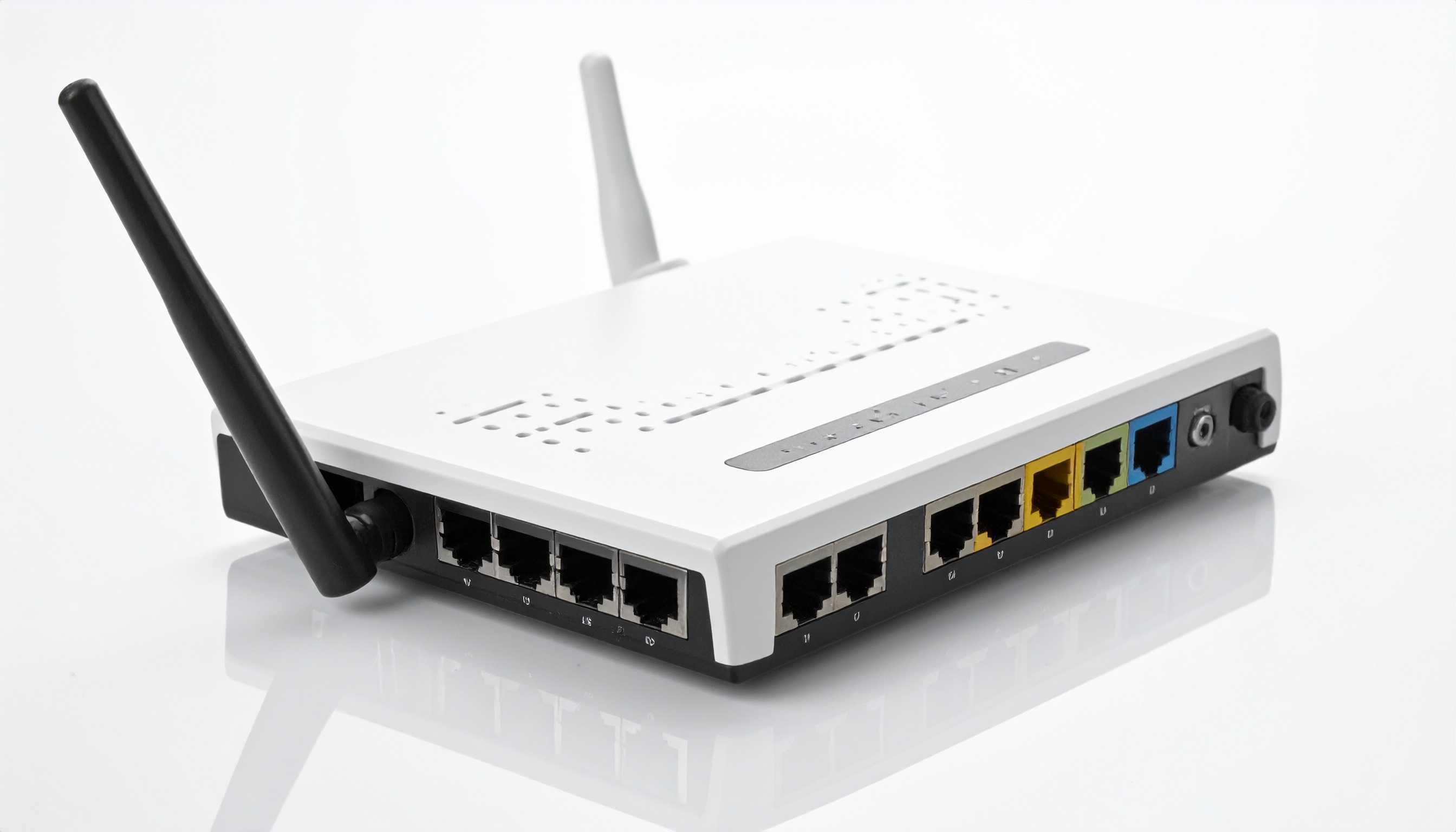 光インターネット　速度遅い